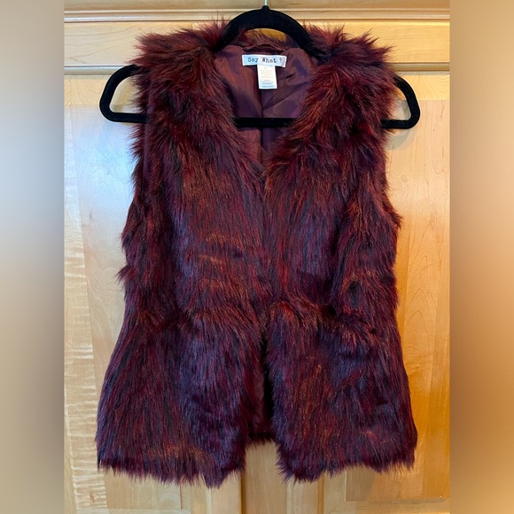 Marbled Faux Fur Vest - Picture 4 of 4